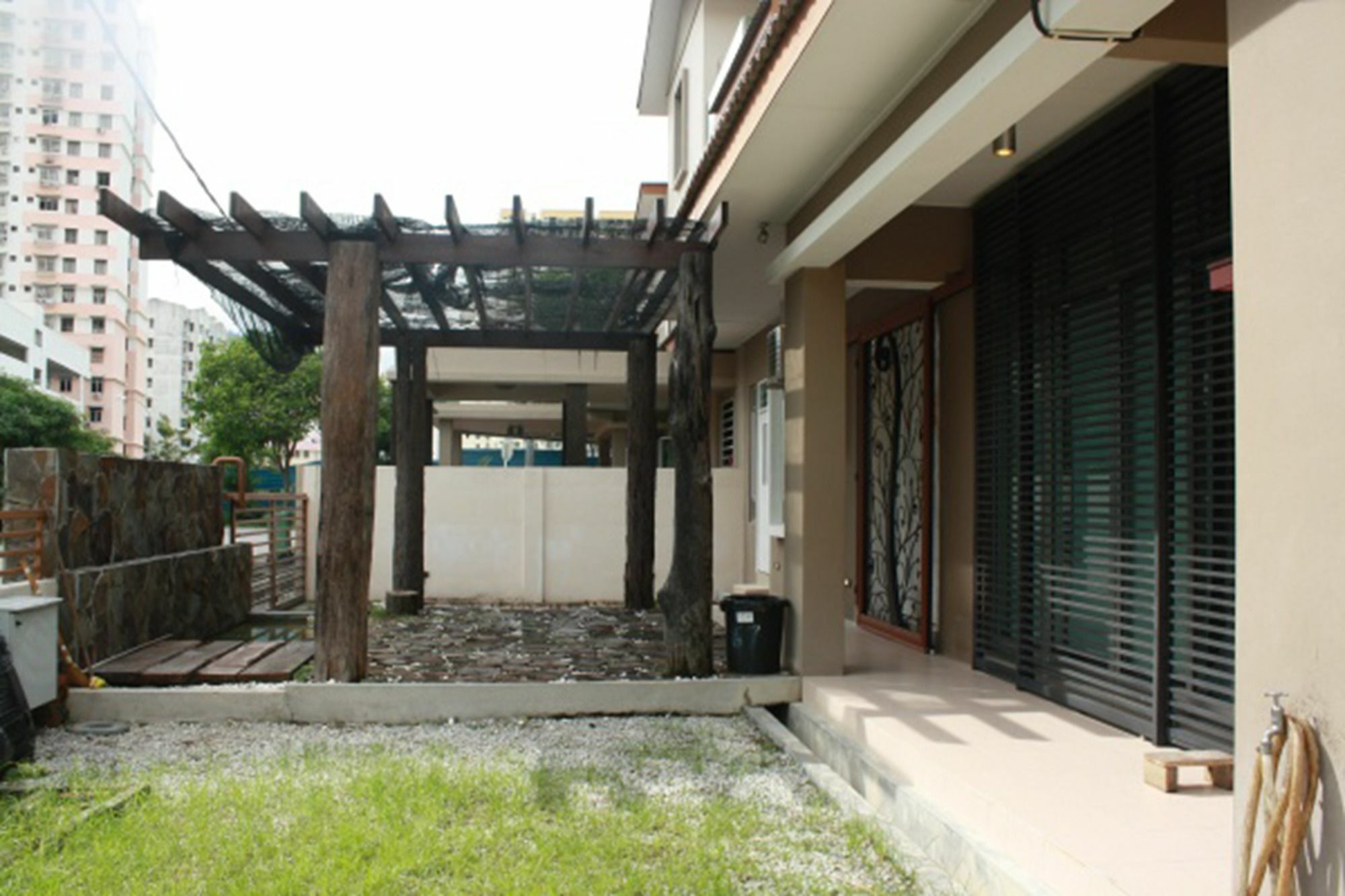 Вилла 67 First Island Bukit Jambul Экстерьер фото